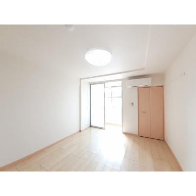 グレイスフル 105【管理NO：1-018890001-01050】 ★家具家電は申し込み後に搬入します★の物件画像