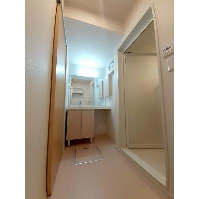 フリージア 201【管理NO：1-021872601-02010】 ★家具家電は申し込み後に搬入します★の物件画像