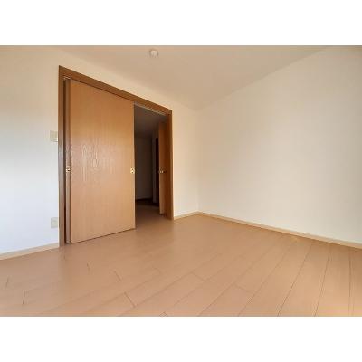 ファミール・サンフジ 303【管理NO：1-007594601-03030】 ★家具家電は申し込み後に搬入します★ ★2026年10月中旬入居可能★の物件画像