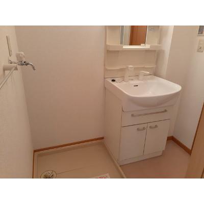 シエル・リビエール 203【管理NO：1-012336901-02030】 ★家具家電は申し込み後に搬入します★ ★2026年10月下旬入居可能★の物件画像