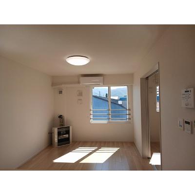 クランツ 203【管理NO：1-027495901-02030】 ★家具家電は申し込み後に搬入します★ ★2026年11月中旬入居可能★の物件画像