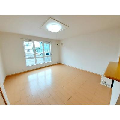 ベルブランⅡ 101【管理NO：1-016384602-01010】 ★家具家電は申し込み後に搬入します★ ★2026年11月上旬入居可能★の物件画像