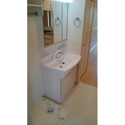 カサブランカ 102【管理NO：1-024579201-01020】 ★家具家電は申し込み後に搬入します★ ★2026年11月下旬入居可能★の物件画像