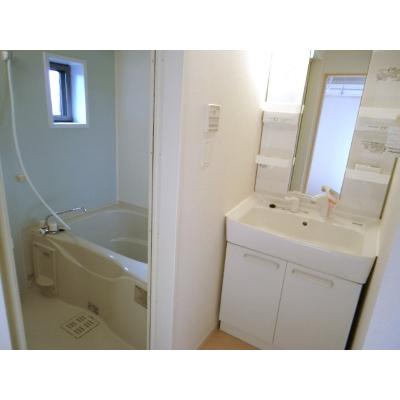 グラン・ホワイエ 301【管理NO：1-020050201-03010】 ★家具家電は申し込み後に搬入します★ ★2026年11月上旬入居可能★の物件画像
