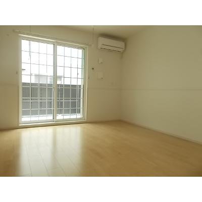 パンゲア 102【管理NO：1-020510901-01020】 ★家具家電は申し込み後に搬入します★ ★2026年11月上旬入居可能★の物件画像