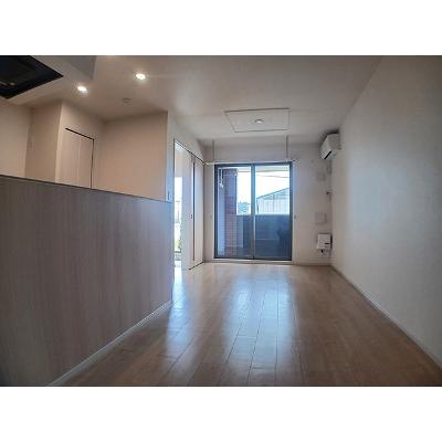 イーストヴィラ 102【管理NO：1-021927001-01020】 ★家具家電は申し込み後に搬入します★の物件画像