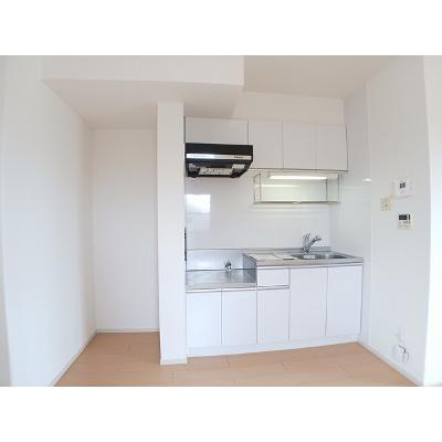 スパニッシュ・モス 101【管理NO：1-017775901-01010】 ★家具家電は申し込み後に搬入します★ ★2026年11月上旬入居可能★の物件画像