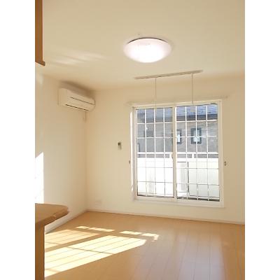 サニー・プレイス 201【管理NO：1-017991301-02010】 ★家具家電は申し込み後に搬入します★ ★2026年11月上旬入居可能★の物件画像