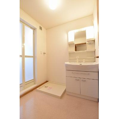 ブランシェ　ラフィネ 202【管理NO：1-014709403-02020】 ★家具家電は申し込み後に搬入します★ ★2026年11月上旬入居可能★の物件画像