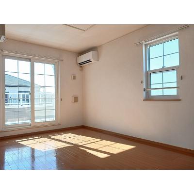 レジデンスＢ 201【管理NO：1-013970102-02010】 ★家具家電は申し込み後に搬入します★ ★2026年11月中旬入居可能★の物件画像