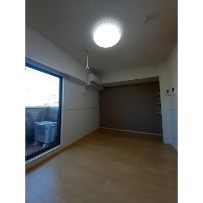 スプレッド与野 306【管理NO：1-025102201-03060】 ★家具家電は申し込み後に搬入します★ ★2026年11月上旬入居可能★の物件画像