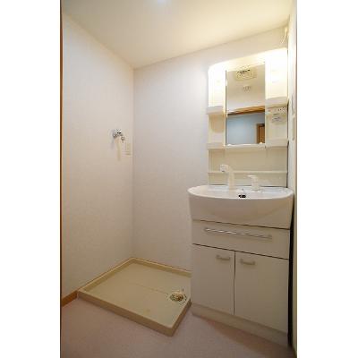 ラーバン　リッシェル 301【管理NO：1-012368401-03010】 ★家具家電は申し込み後に搬入します★ ★2026年11月中旬入居可能★の物件画像