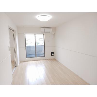 フロイデ 201【管理NO：1-028025801-02010】 ★家具家電は申し込み後に搬入します★ ★2026年11月中旬入居可能★の物件画像