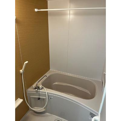 サングランス 103【管理NO：1-020775302-01030】 ★家具家電は申し込み後に搬入します★ ★2026年11月上旬入居可能★の物件画像