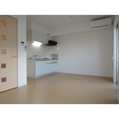 クアトロ・アロース 102【管理NO：1-018822201-01020】 ★家具家電は申し込み後に搬入します★ ★2026年11月上旬入居可能★の物件画像