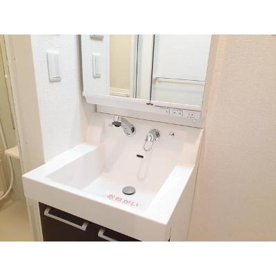 フェニックス 402【管理NO：1-015753401-04020】 ★家具家電は申し込み後に搬入します★ ★2026年11月中旬入居可能★の物件画像