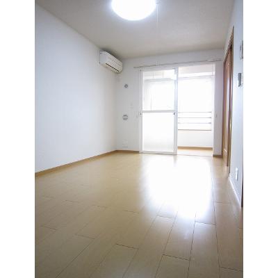 パークサイド　カレート　Ｃ 203【管理NO：1-015194901-02030】 ★家具家電は申し込み後に搬入します★ ★2026年12月中旬入居可能★の物件画像