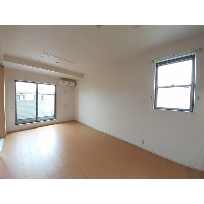 ラ　リヴィエール 205【管理NO：1-017611801-02050】 ★家具家電は申し込み後に搬入します★ ★2026年10月中旬入居可能★の物件画像