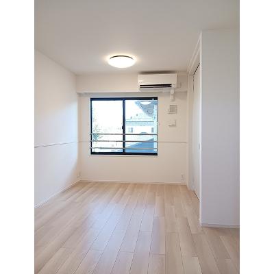 プリマヴェーレ 202【管理NO：1-027393801-02020】 ★家具家電は申し込み後に搬入します★の物件画像