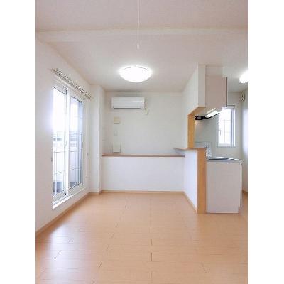 ポライトリー 201【管理NO：1-016235501-02010】 ★家具家電は申し込み後に搬入します★ ★2026年11月下旬入居可能★の物件画像