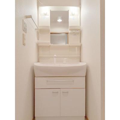 ディー　ブルーメ 202【管理NO：1-014593501-02020】 ★家具家電は申し込み後に搬入します★ ★2026年10月中旬入居可能★の物件画像