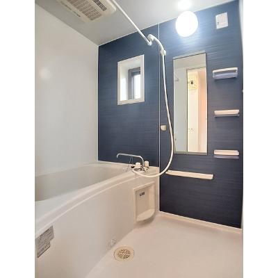 ビューラ塩津南田 105【管理NO：1-017453701-01040】 ★家具家電は申し込み後に搬入します★の物件画像