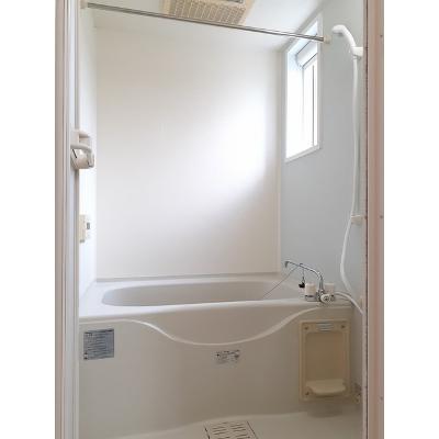 アイリス 102【管理NO：1-016506001-01020】 ★家具家電は申し込み後に搬入します★ ★2026年11月上旬入居可能★の物件画像