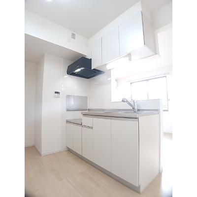 ベル　ミラージュ 305【管理NO：1-021456101-03040】 ★家具家電は申し込み後に搬入します★の物件画像