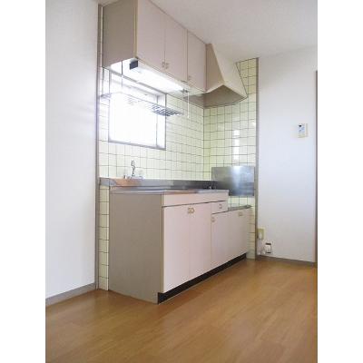 リバーグリーン 102【管理NO：1-004749801-01020】 ★家具家電は申し込み後に搬入します★ ★2026年10月下旬入居可能★の物件画像