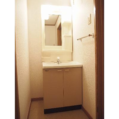 パルテール　里 202【管理NO：1-007881001-02020】 ★家具家電は申し込み後に搬入します★ ★2026年10月下旬入居可能★の物件画像