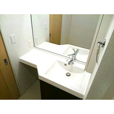 カーネ・モンテ 103【管理NO：1-025174801-01030】 ★家具家電は申し込み後に搬入します★ ★2026年11月中旬入居可能★の物件画像