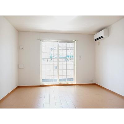ハピネス 105【管理NO：1-015150401-01040】 ★家具家電は申し込み後に搬入します★ ★2026年11月上旬入居可能★の物件画像