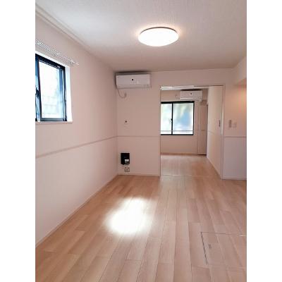 ステイ 101【管理NO：1-027563801-01010】 ★家具家電は申し込み後に搬入します★の物件画像