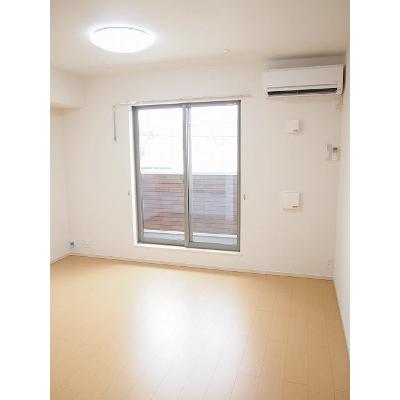 ラ　ヴィータ 202【管理NO：1-021230301-02020】 ★家具家電は申し込み後に搬入します★の物件画像