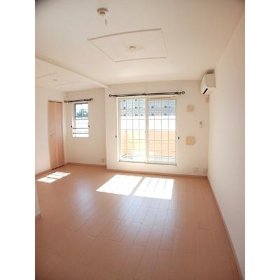 ハーモニー 203【管理NO：1-015670001-02030】 ★家具家電は申し込み後に搬入します★の物件画像