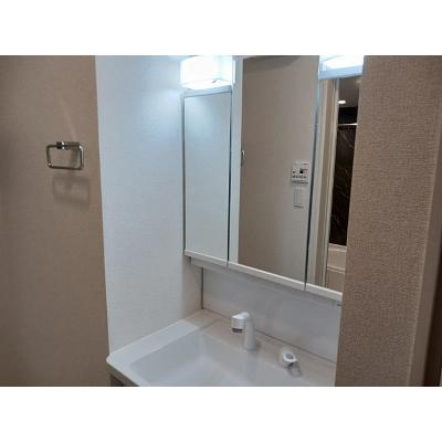 リバーサイドベース 202【管理NO：1-026870901-02020】 ★家具家電は申し込み後に搬入します★ ★2026年10月下旬入居可能★の物件画像