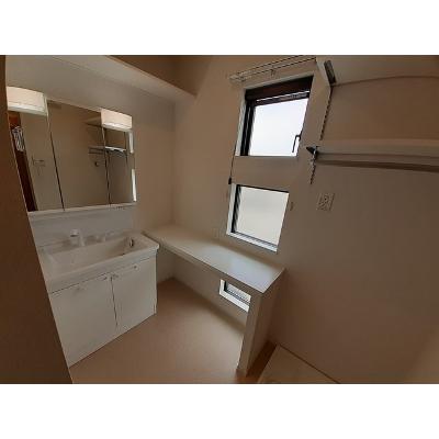 フラン 201【管理NO：1-026270901-02010】 ★家具家電は申し込み後に搬入します★ ★2026年10月下旬入居可能★の物件画像