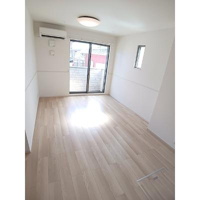 グランルージュ 105【管理NO：1-026168201-01050】 ★家具家電は申し込み後に搬入します★の物件画像