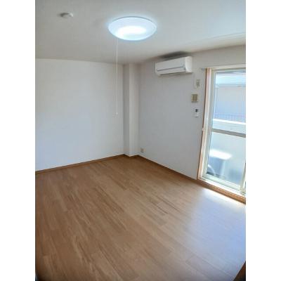 サウス　メディオ 207【管理NO：1-012628701-02070】 ★家具家電は申し込み後に搬入します★ ★2026年11月中旬入居可能★の物件画像
