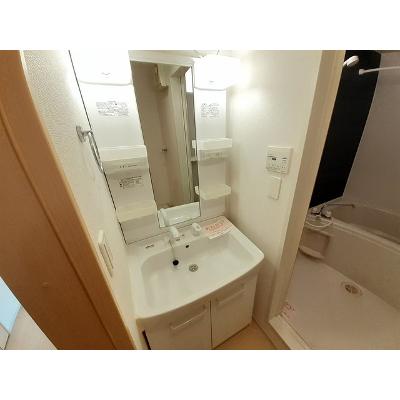 ミニヨンフィオ－レ 102【管理NO：1-017141301-01020】 ★家具家電は申し込み後に搬入します★ ★2026年10月下旬入居可能★の物件画像