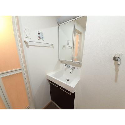カランサ 207【管理NO：1-016018801-02060】 ★家具家電は申し込み後に搬入します★ ★2026年11月中旬入居可能★の物件画像