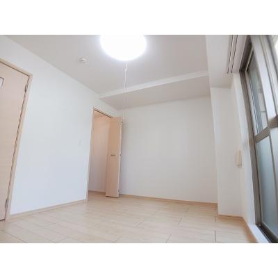 モンパルナス 103【管理NO：1-018267301-01030】 ★家具家電は申し込み後に搬入します★ ★2026年11月上旬入居可能★の物件画像