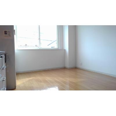クオリティ西三国 302【管理NO：1-099032801-03020】 ★家具家電は申し込み後に搬入します★ ★2026年10月中旬入居可能★の物件画像