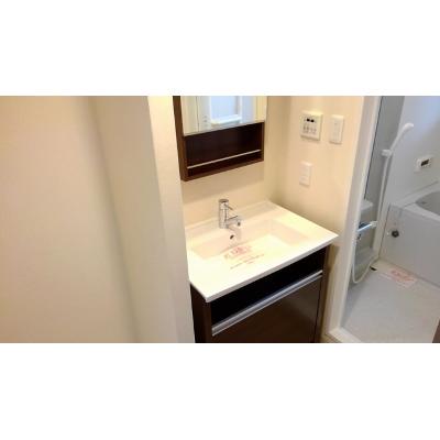 クオリティ西三国 302【管理NO：1-099032801-03020】 ★家具家電は申し込み後に搬入します★ ★2026年10月中旬入居可能★の物件画像