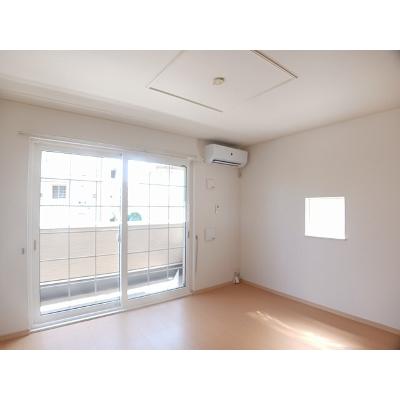 シュトロームＡ 105【管理NO：1-014945201-01040】 ★家具家電は申し込み後に搬入します★ ★2026年11月中旬入居可能★の物件画像