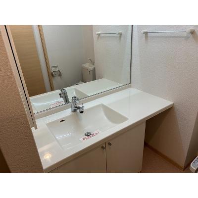ナイル良Ⅱ 103【管理NO：1-016762901-01030】 ★家具家電は申し込み後に搬入します★ ★2026年11月中旬入居可能★の物件画像