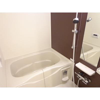 グレンツェン茨木 202【管理NO：1-022579201-02020】 ★家具家電は申し込み後に搬入します★の物件画像