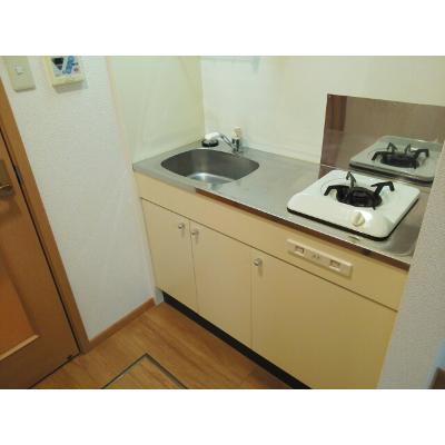 ファミール 102【管理NO：1-011693301-01020】 ★家具家電は申し込み後に搬入します★ ★2026年11月上旬入居可能★の物件画像