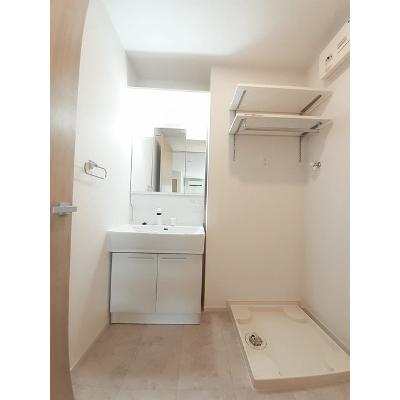 あびた　Ⅴ 102【管理NO：1-026315201-01020】 ★家具家電は申し込み後に搬入します★の物件画像