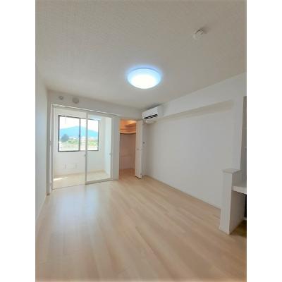 リュシータ　Ａ 102【管理NO：1-027020501-01020】 ★家具家電は申し込み後に搬入します★ ★2026年10月下旬入居可能★の物件画像